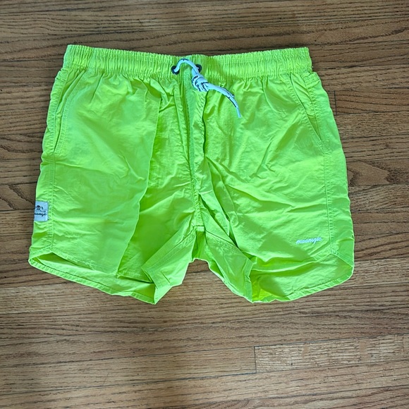 4.5 INCH SOLID NYLON SWIM TRUNKS SLIM FIT - Picture 2 of 5